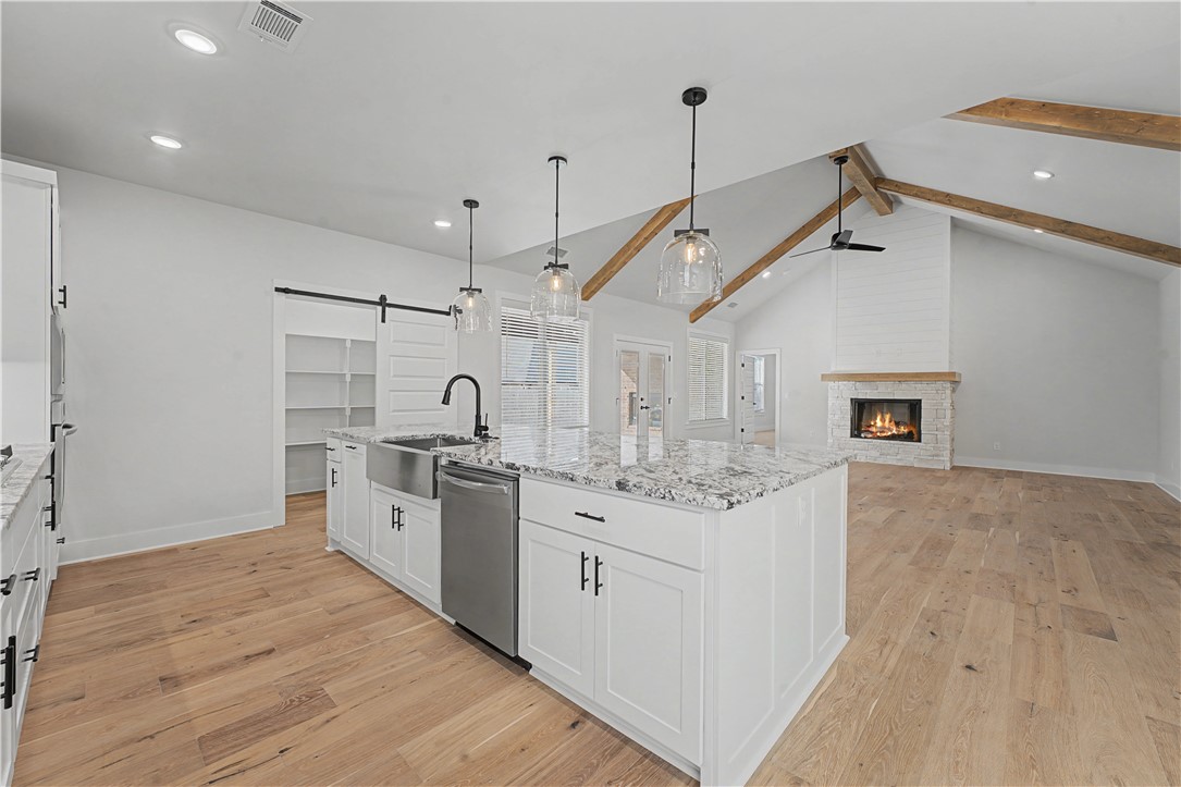 MAPLE ESTATES PH III-CENTERTON - Residential