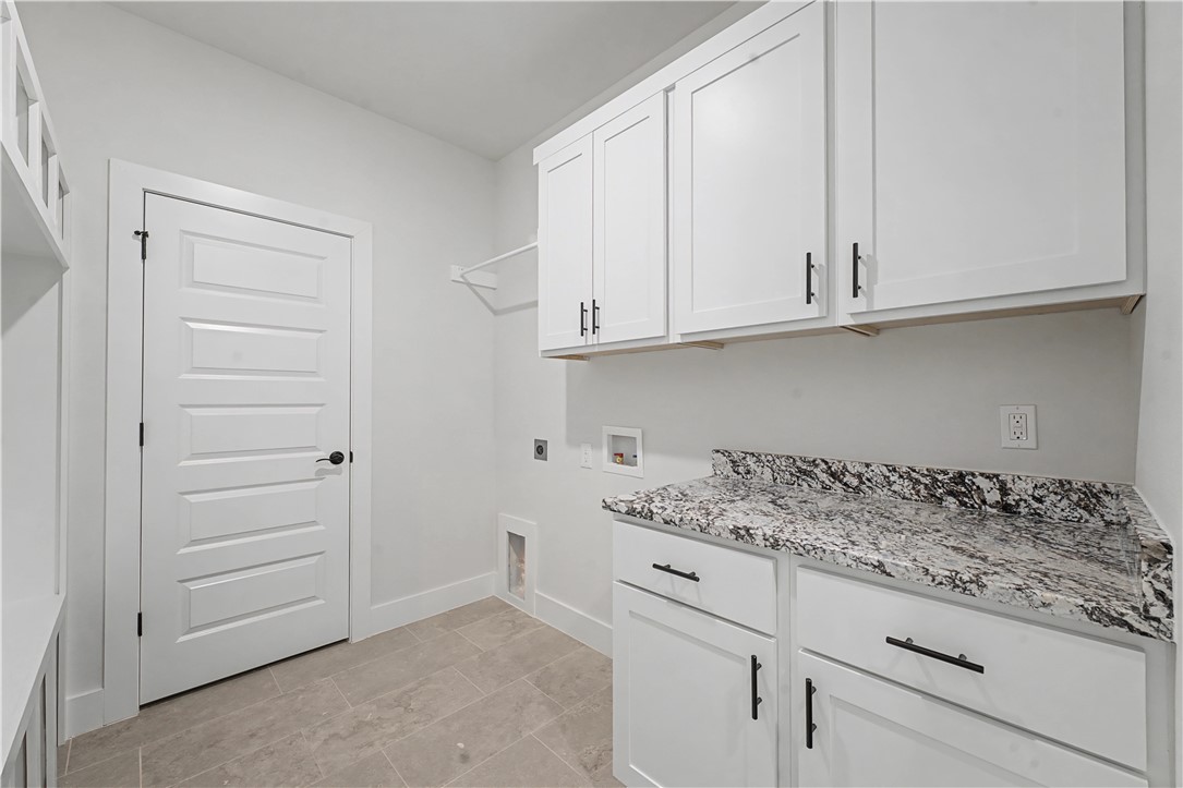 MAPLE ESTATES PH III-CENTERTON - Residential