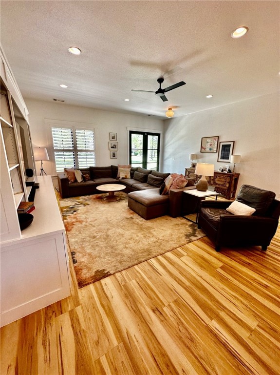 01-18-31-CAVE SPRINGS - Residential