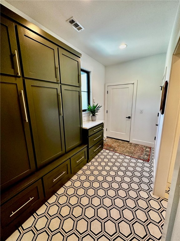 01-18-31-CAVE SPRINGS - Residential