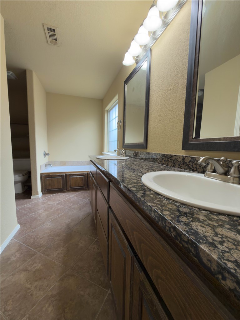 Riverwalk Farm Estates - Residential