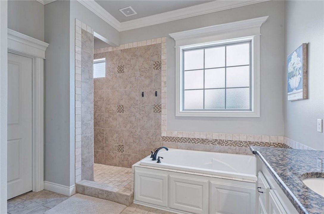 Oak Tree Centerton - Residential