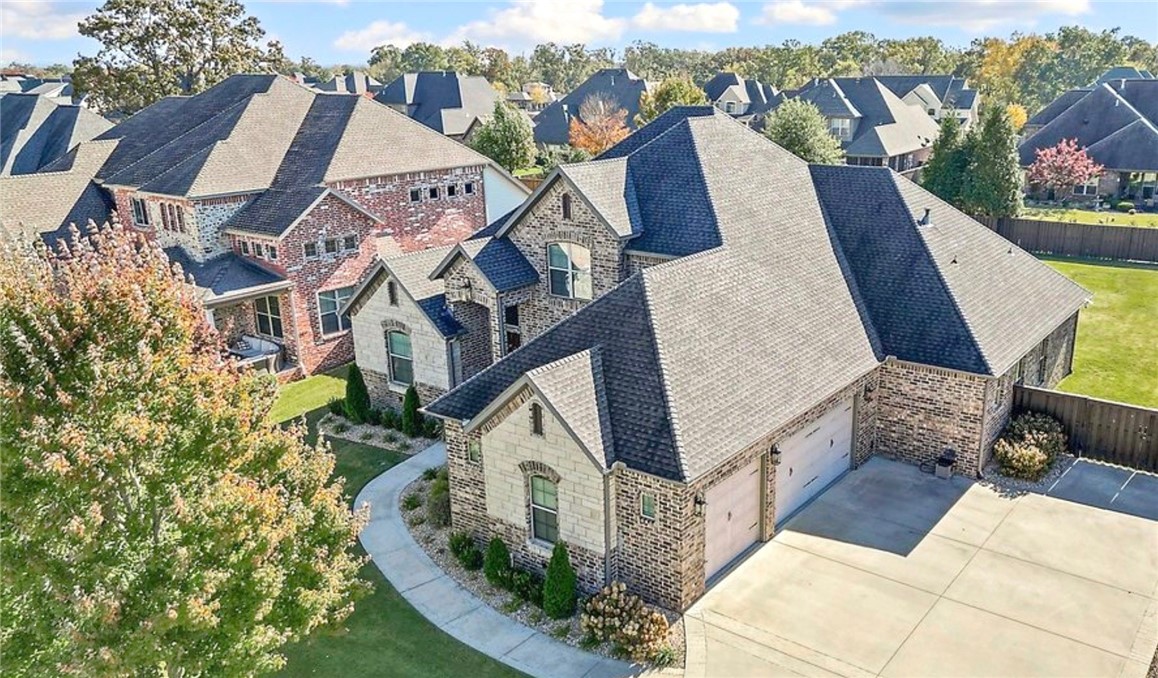 Oak Tree Centerton - Residential