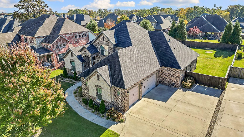 Oak Tree Centerton - Residential