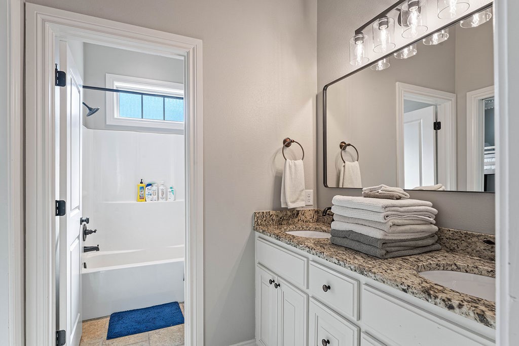 Oak Tree Centerton - Residential