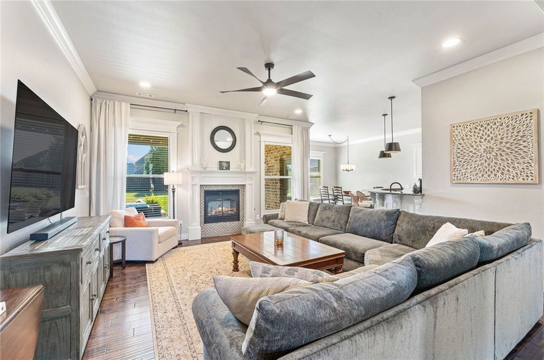 Oak Tree Centerton - Residential