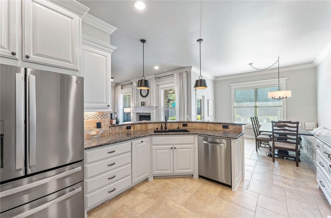 Oak Tree Centerton - Residential