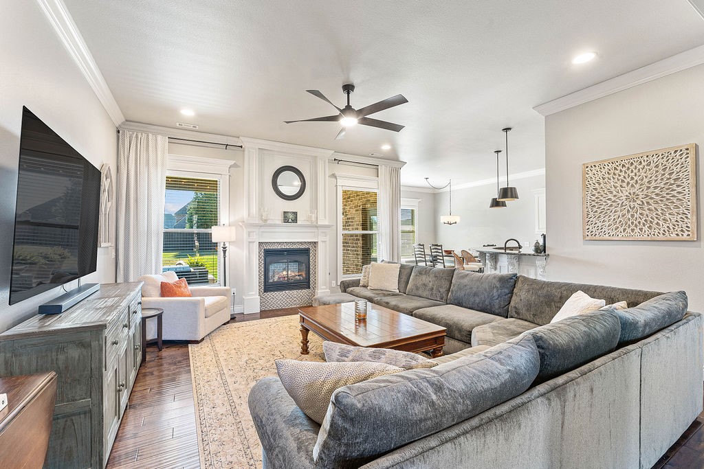 Oak Tree Centerton - Residential