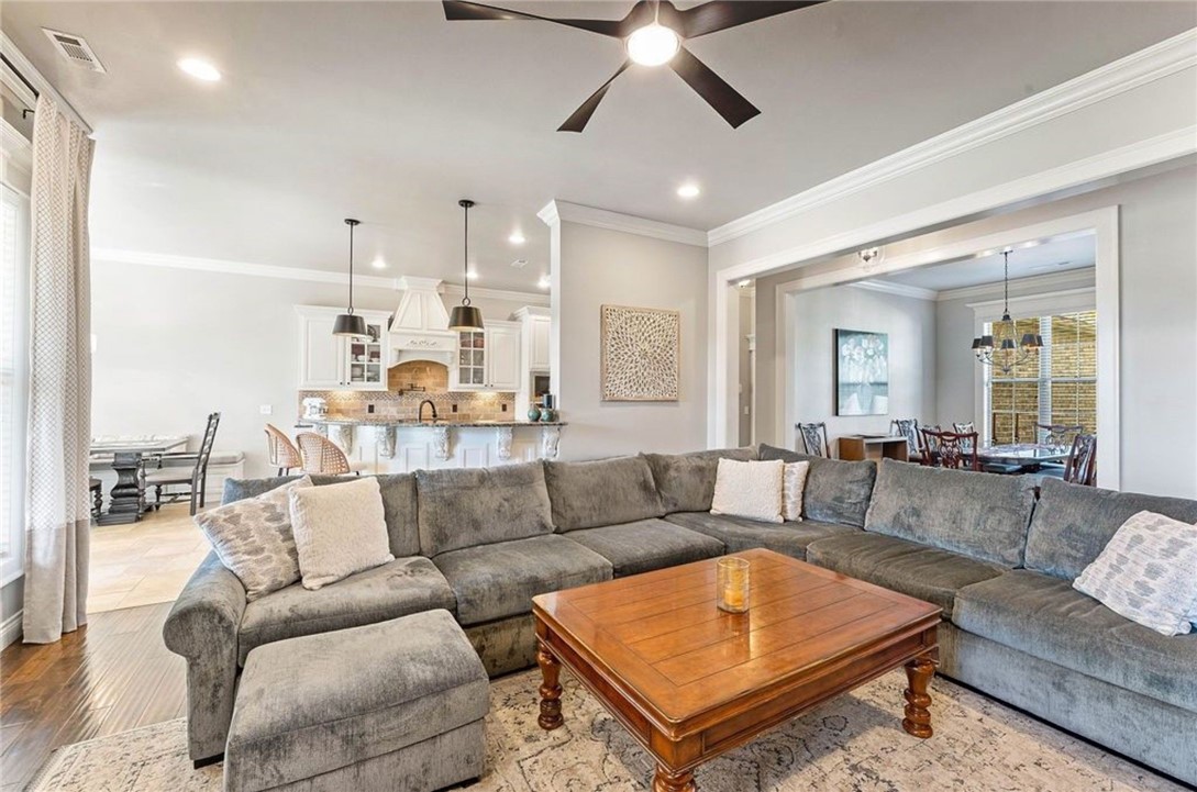 Oak Tree Centerton - Residential