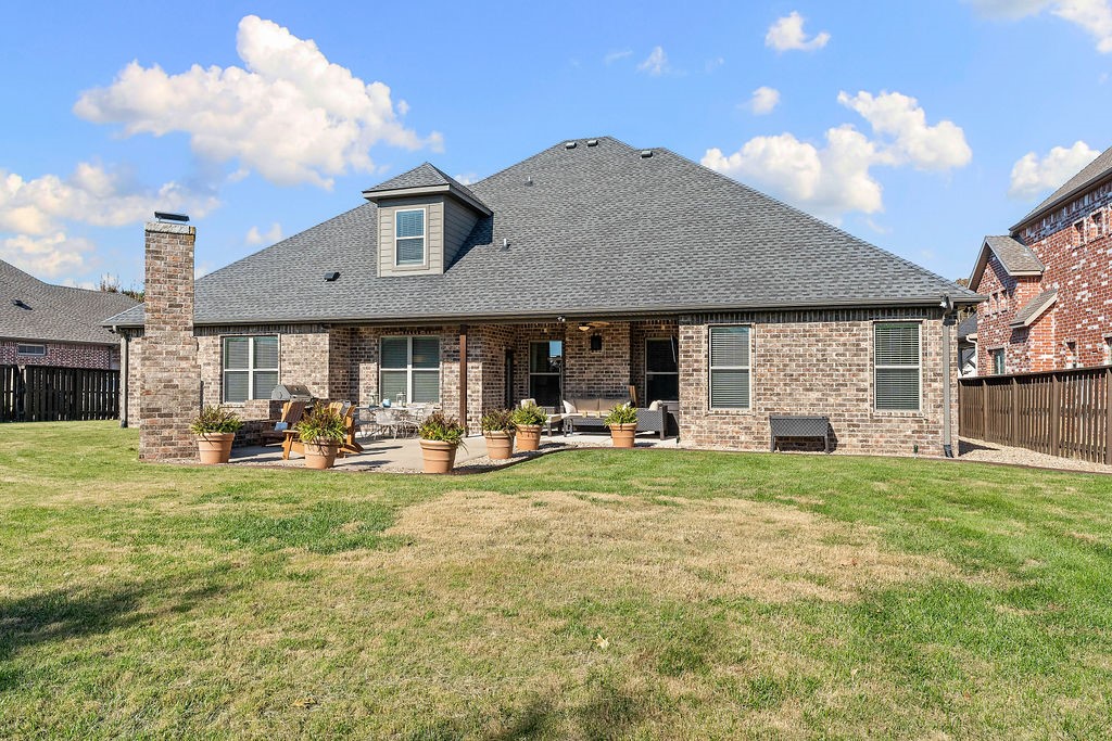 Oak Tree Centerton - Residential