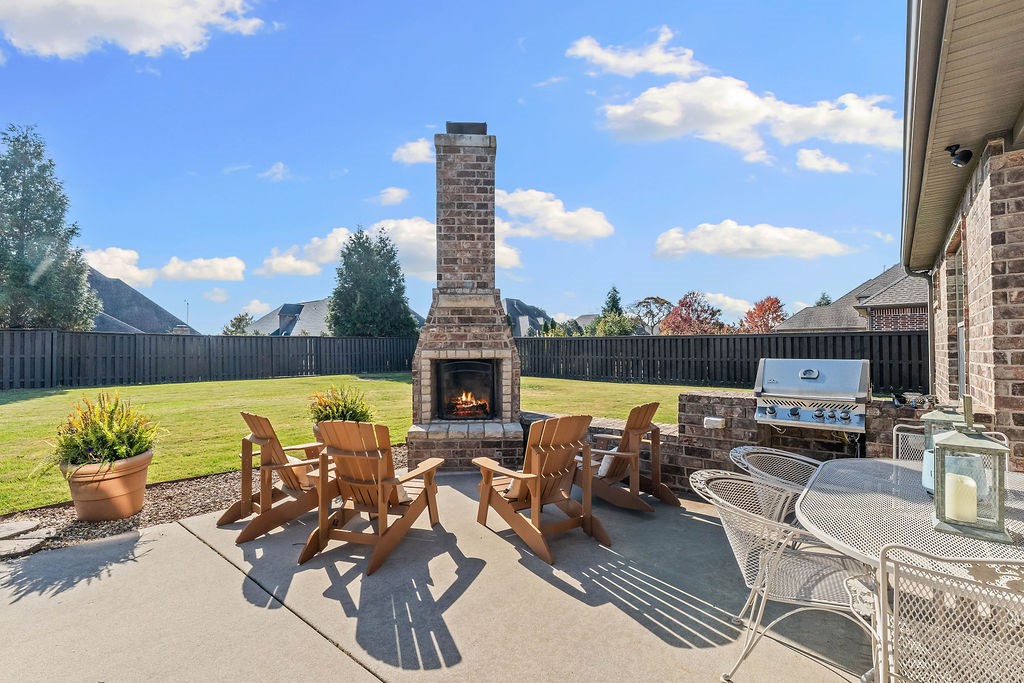 Oak Tree Centerton - Residential