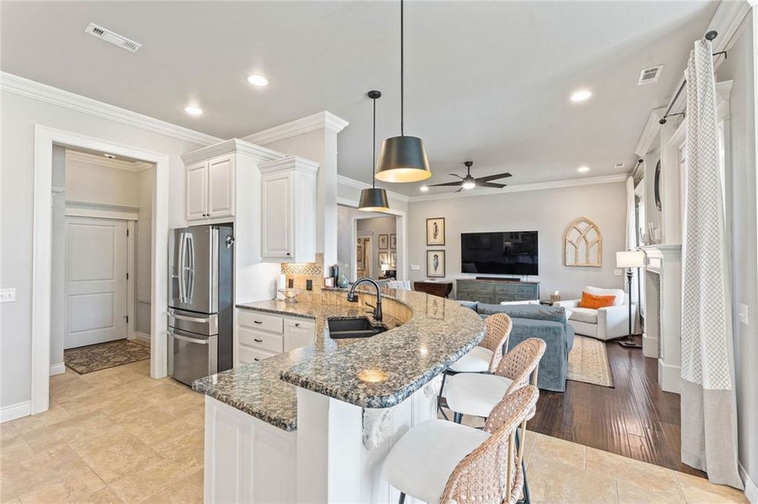 Oak Tree Centerton - Residential