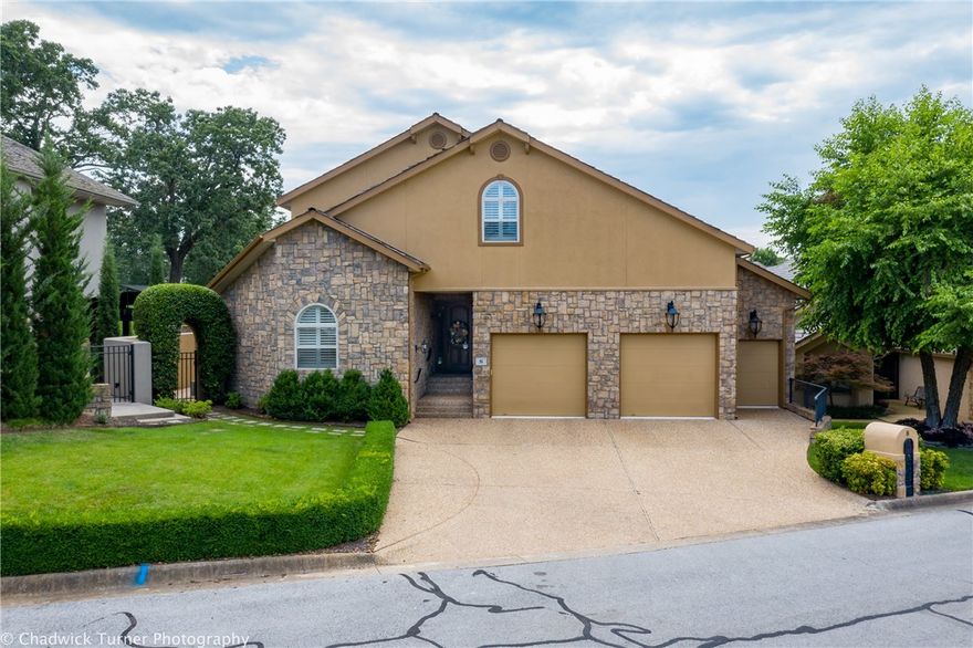 Rare Opportunity- "Pinnacle Villa" overlooking #2 Fairway, over 4000 sq ft of superb craftsmanship. Fabulous master suite with adjoining study, real hardwood floors throughout, plantation shutters on all windows, wrap around covered concrete deck with unbelievable view of the fairway, all of this located within 200' of the clubhouse.