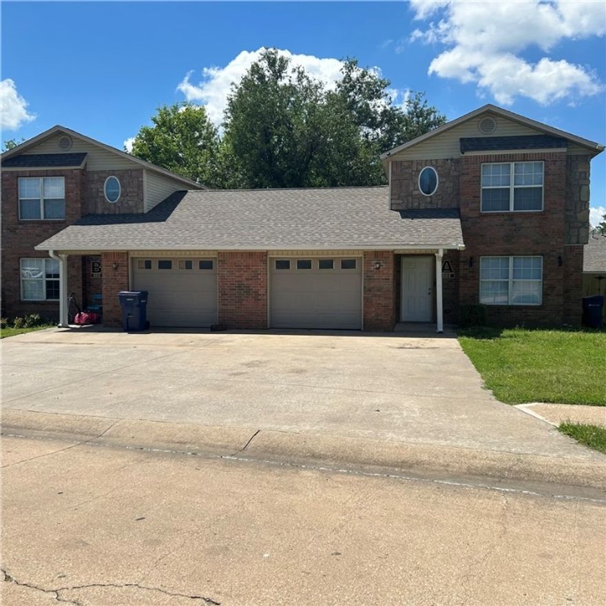 Two story duplex with one side complete remodeled near schools, Water park and hospital, Each unit has two bedrooms and two bath. Side A is leased till November 30 2025 for $1800 monthly, Side B is on moth to month rent for $1200. Property has been well taken care and it has gutters and new roof.