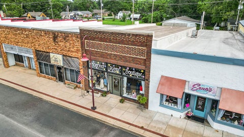 Photo of 232 E Main Street, Gentry, AR 72734 (MLS # 1356032)