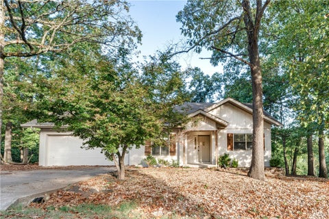 Photo of 23 Hatcher Drive, Bella Vista, AR 72715 (MLS # 1365413)