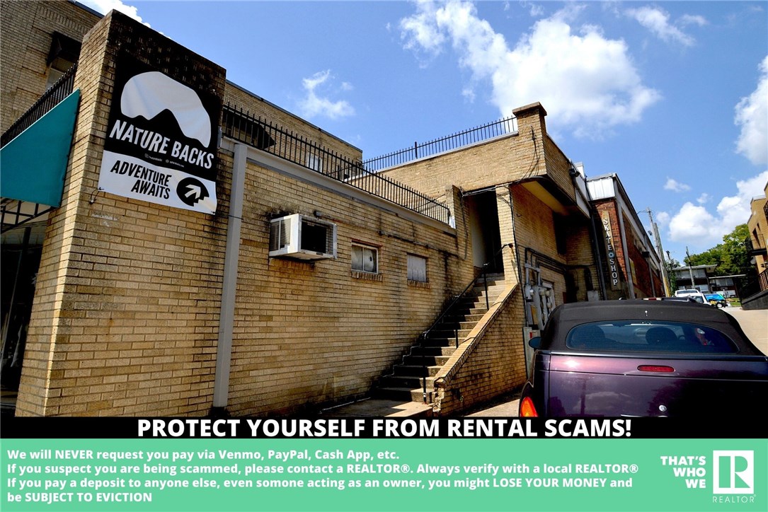 Coming soon! Taking applications now! Live on Dickson St! Does not include rooftop acccess. *Tenant responsible for gas and electric - water is included