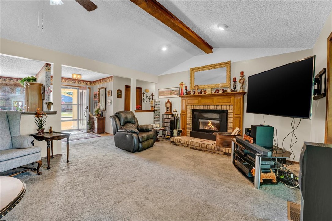 Country Club Estates - Residential