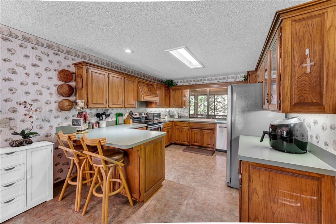 Country Club Estates - Residential