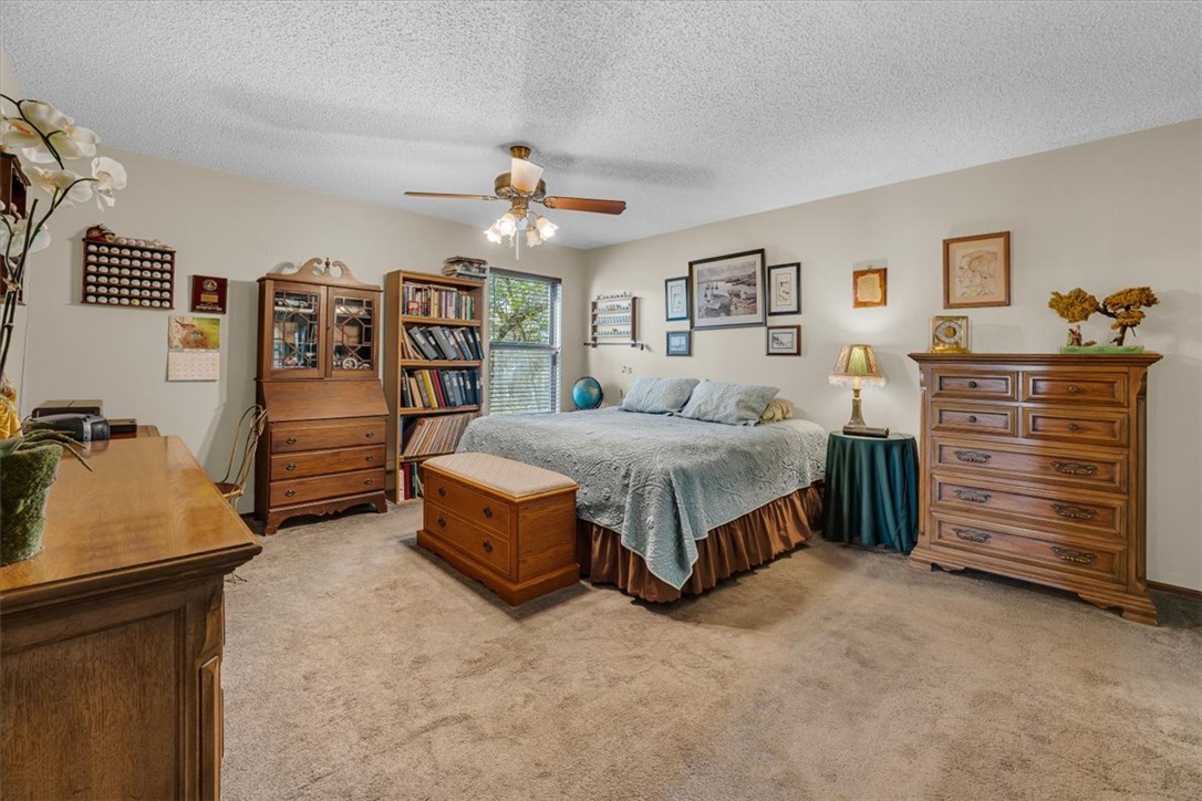 Country Club Estates - Residential