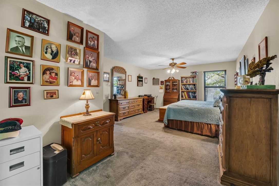 Country Club Estates - Residential