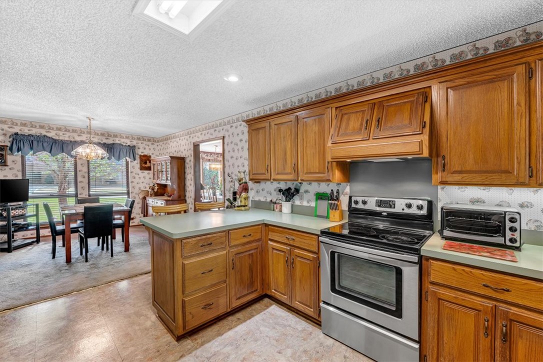 Country Club Estates - Residential