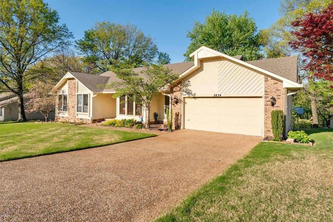 Country Club Estates - Residential