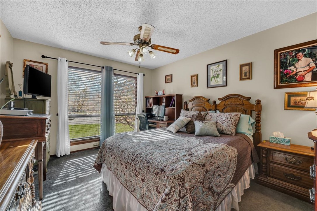 Country Club Estates - Residential