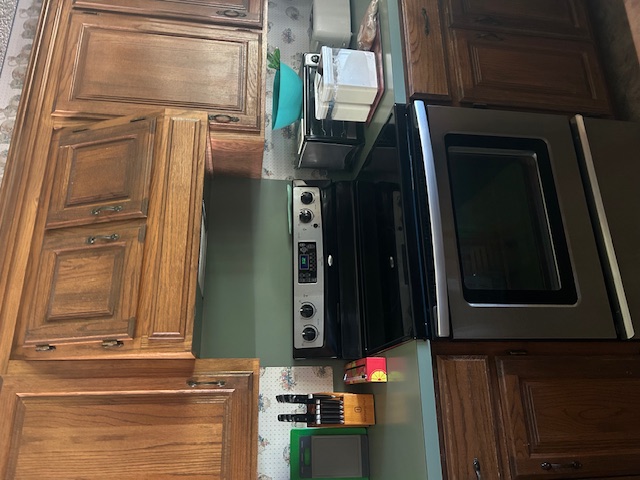 Country Club Estates - Residential