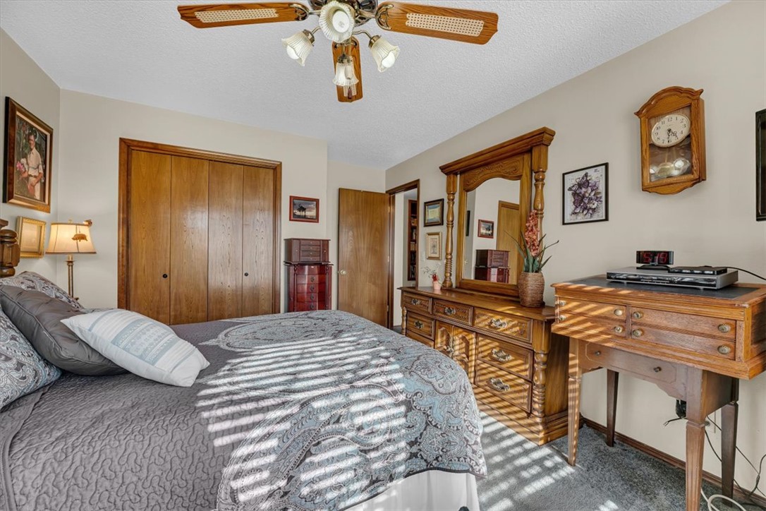 Country Club Estates - Residential