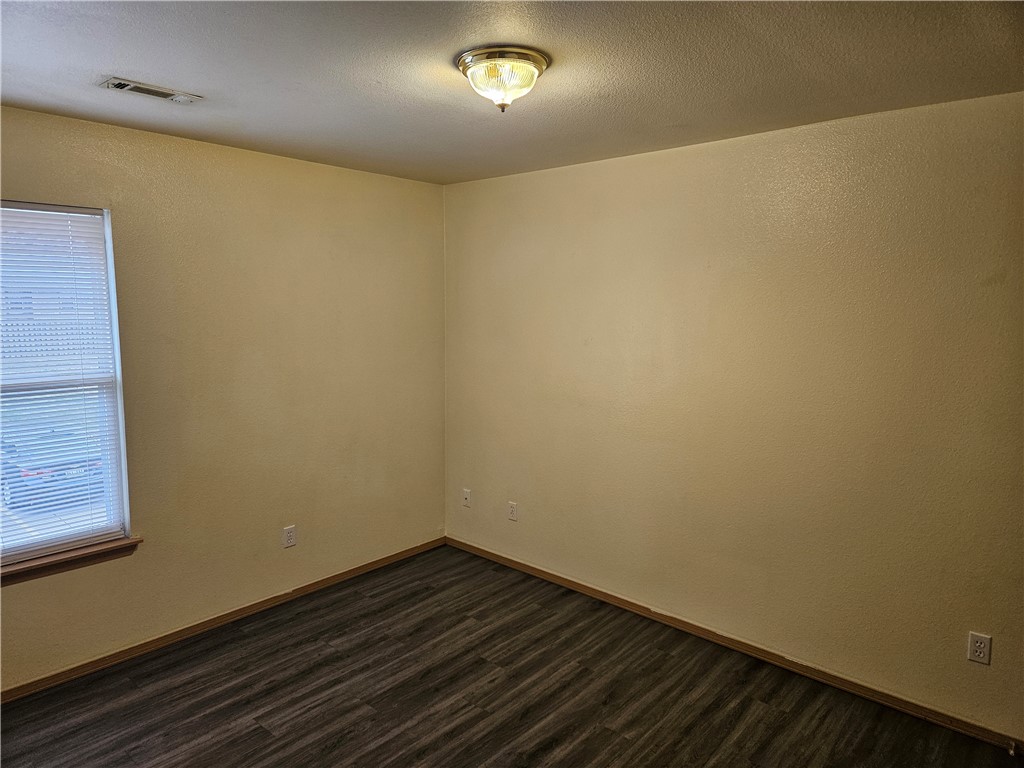 WOMACKS ADD-CENTERTON - Residential Lease