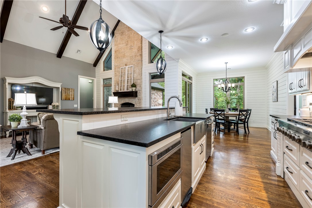 Oak Tree Centerton - Residential