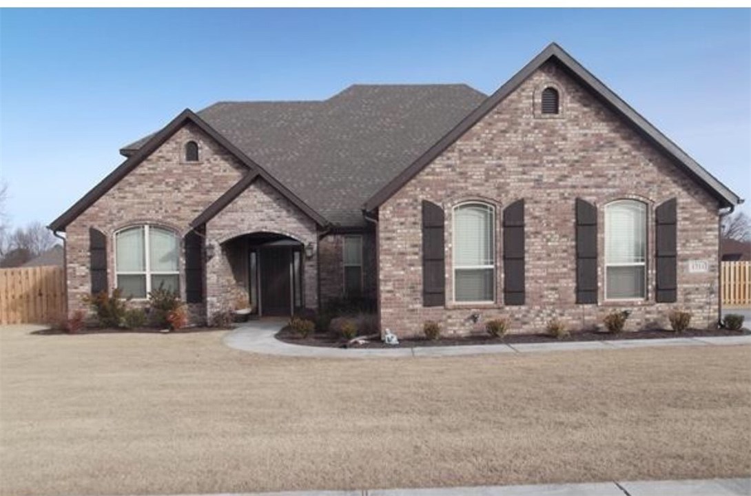 Fabulous like new 4 bedroom, 3.5 bath, 3 car garage on 0.41(+/-) acre lot with backyard. Beautiful living space with outdoor fireplace, separate computer room, open floor plan, industrial size refrigerator, freezer and gas cooktop.