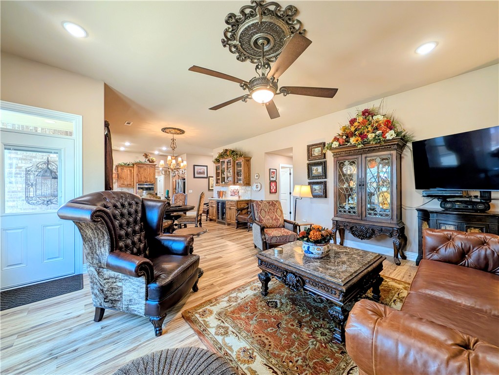 Walnut Creek Sub Gravette - Residential