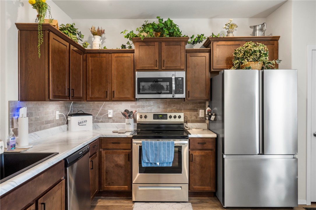 Walnut Hill Sub Ph Ii Pea Ridge - Residential
