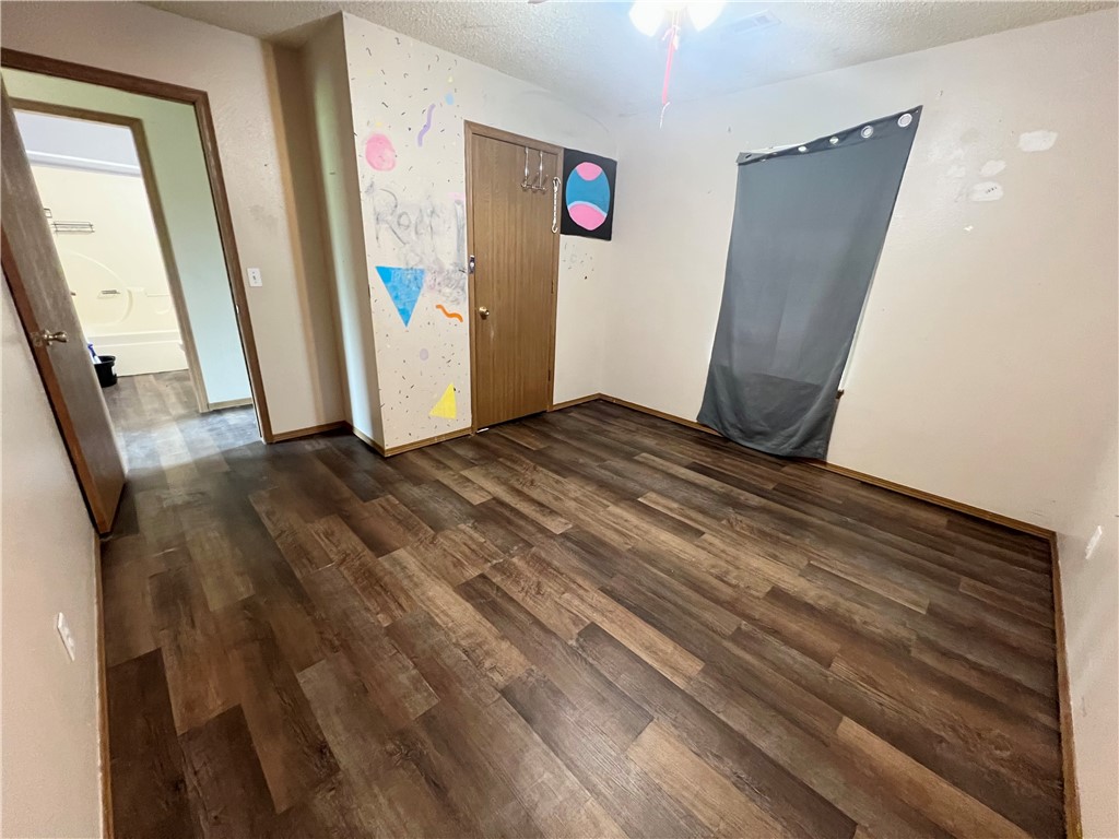 Twin Oaks Sub Ph II - Residential