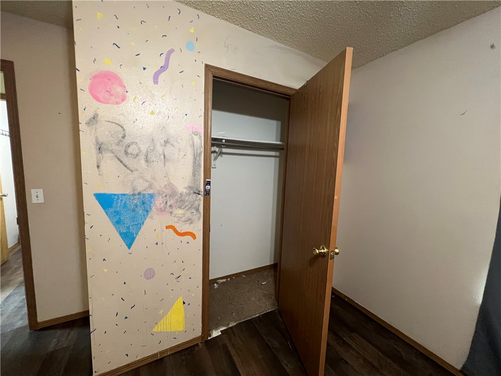 Twin Oaks Sub Ph II - Residential