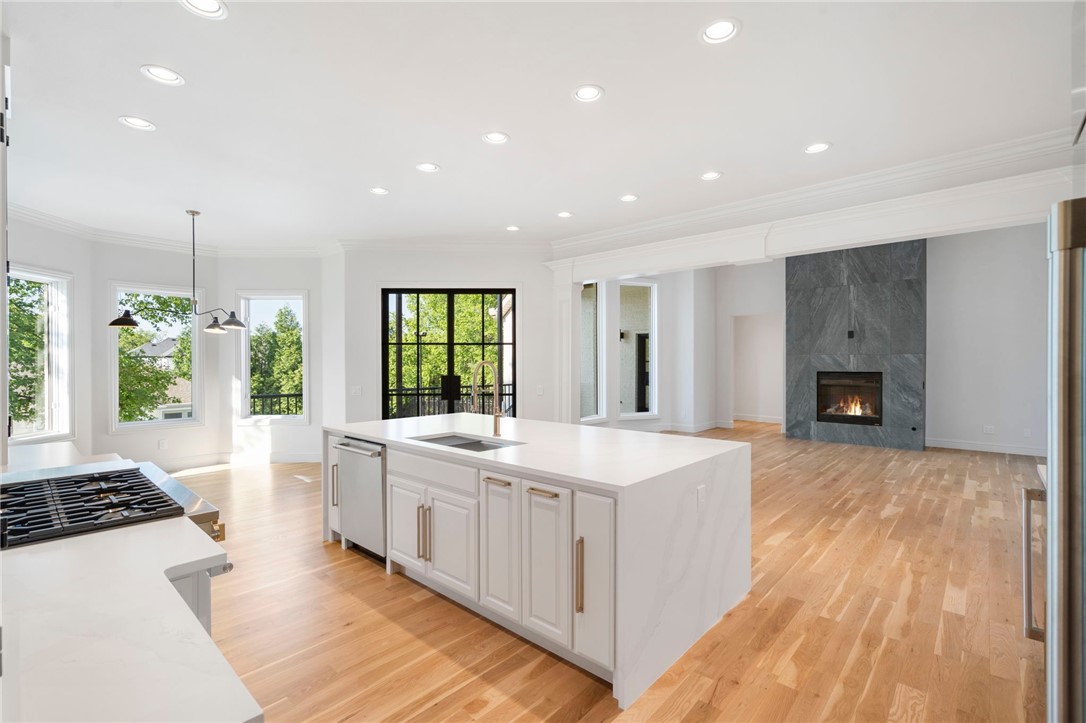Pinnacle Sub Ph 1, The Rogers - Residential