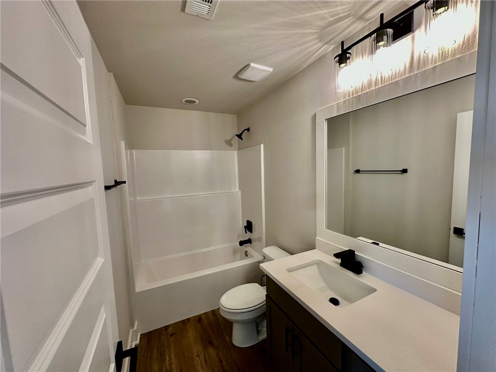 Glen Arbor - Residential Lease