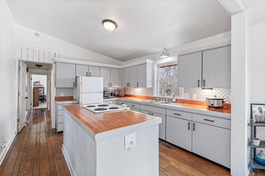 Avondale Sub 1 Bvv - Residential