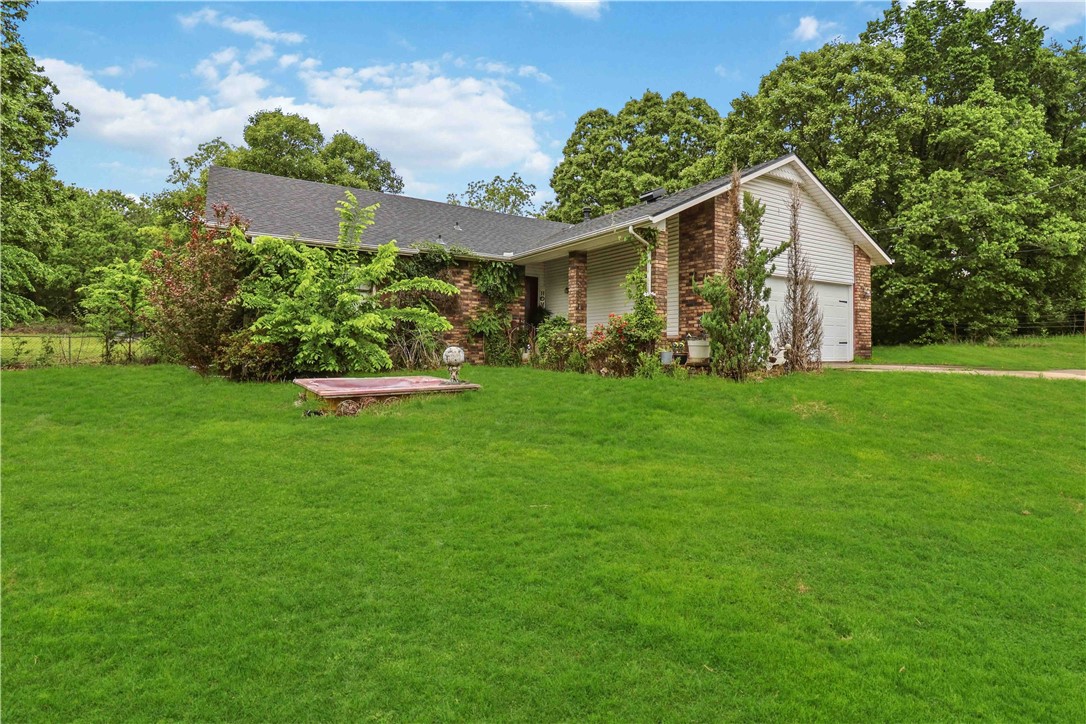 19-18-29-SPRINGDALE - Residential