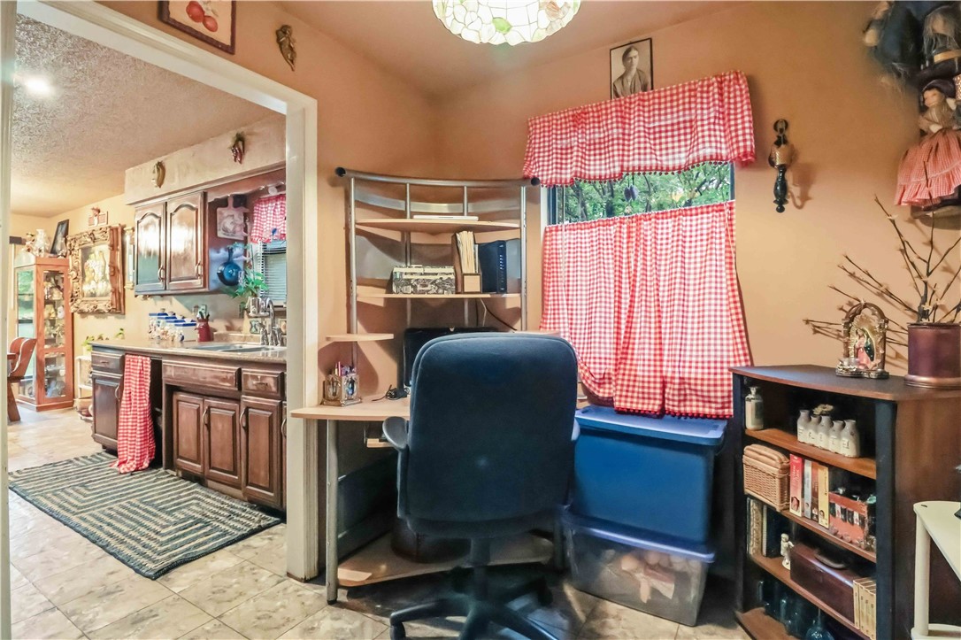 19-18-29-SPRINGDALE - Residential