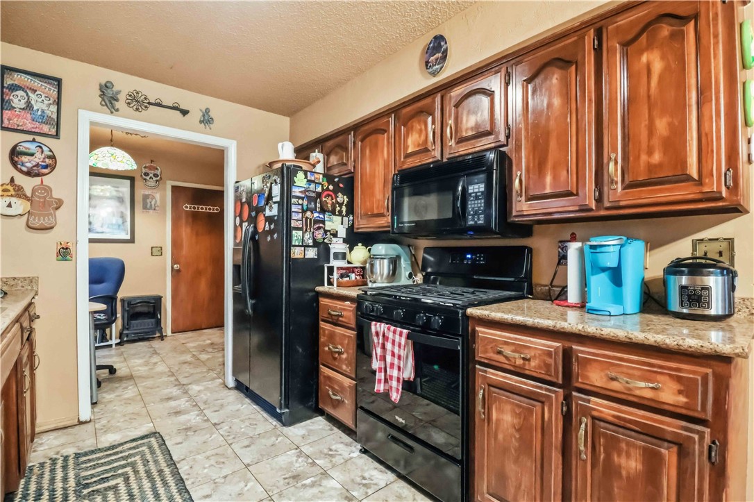 19-18-29-SPRINGDALE - Residential