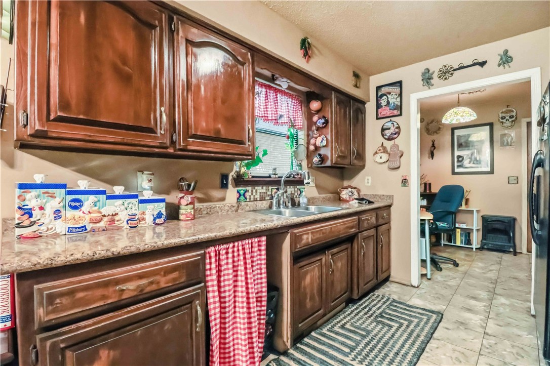 19-18-29-SPRINGDALE - Residential