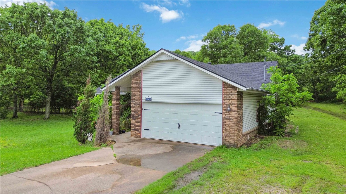 19-18-29-SPRINGDALE - Residential