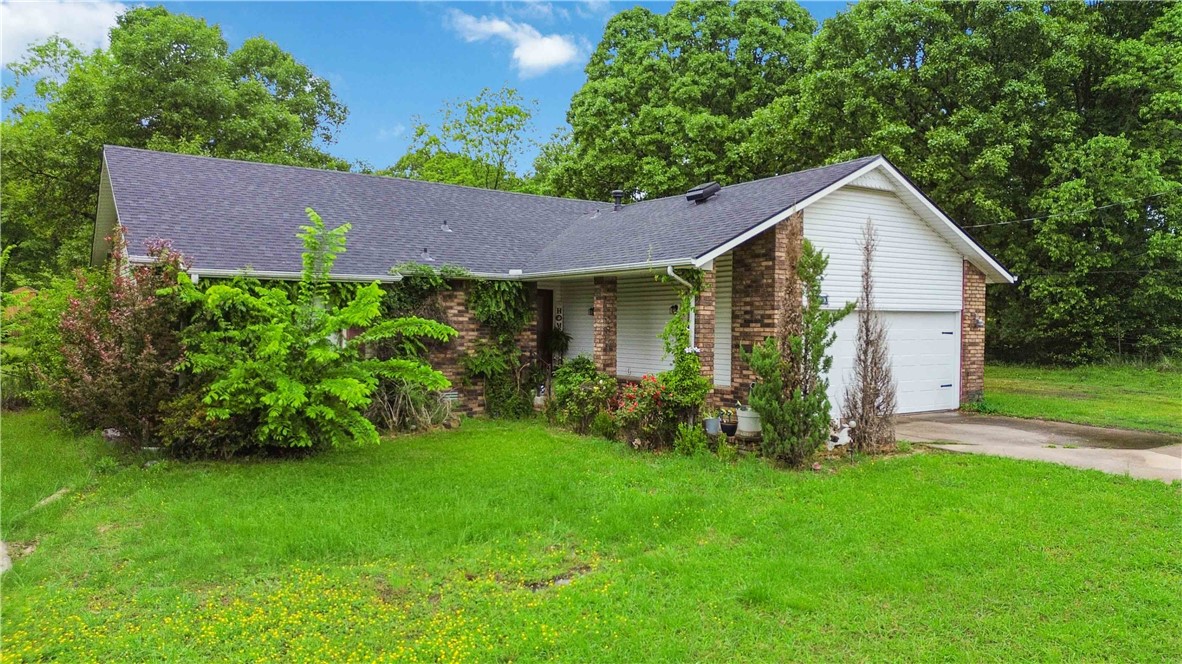 19-18-29-SPRINGDALE - Residential