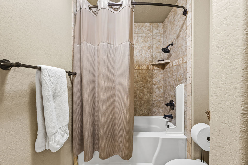 Crestmont Estates - Residential