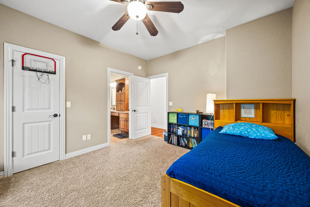 Crestmont Estates - Residential