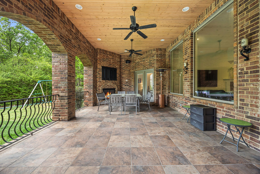 Crestmont Estates - Residential