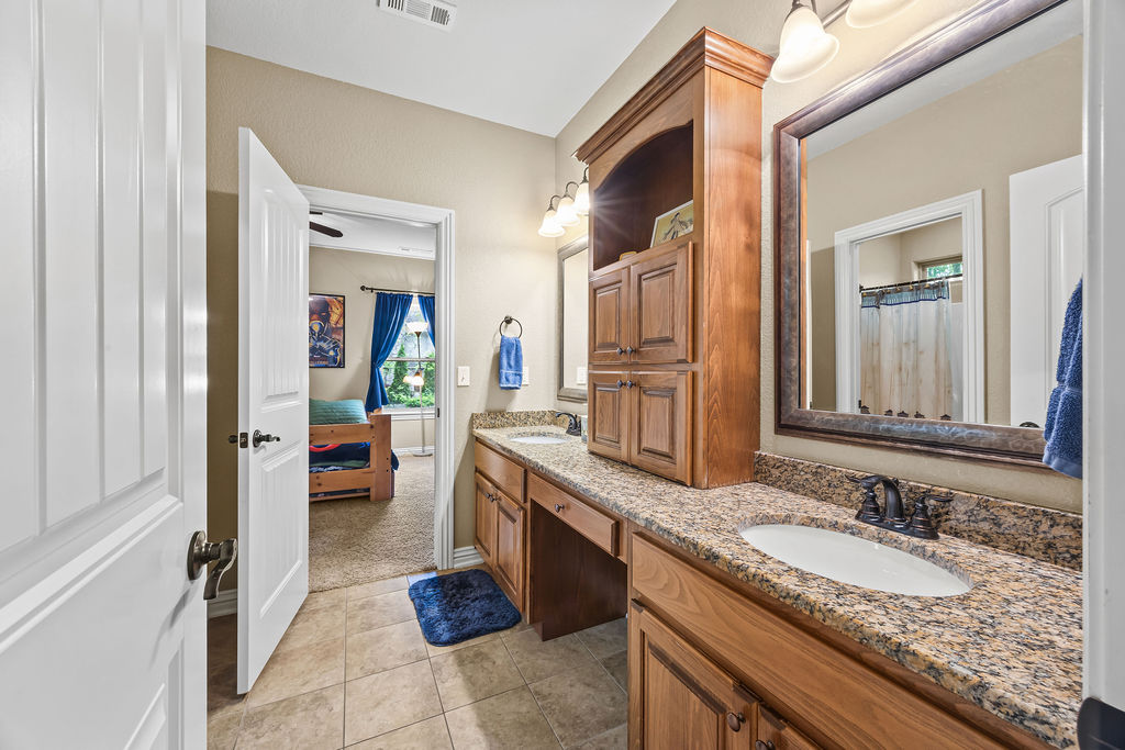 Crestmont Estates - Residential